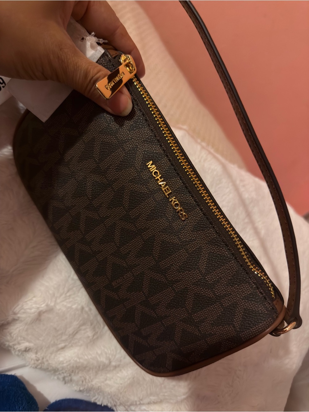 Michael Kors Brown MK Signature jet set Pouchette. / shoulder bag/ NWT - Picture 3 of 10